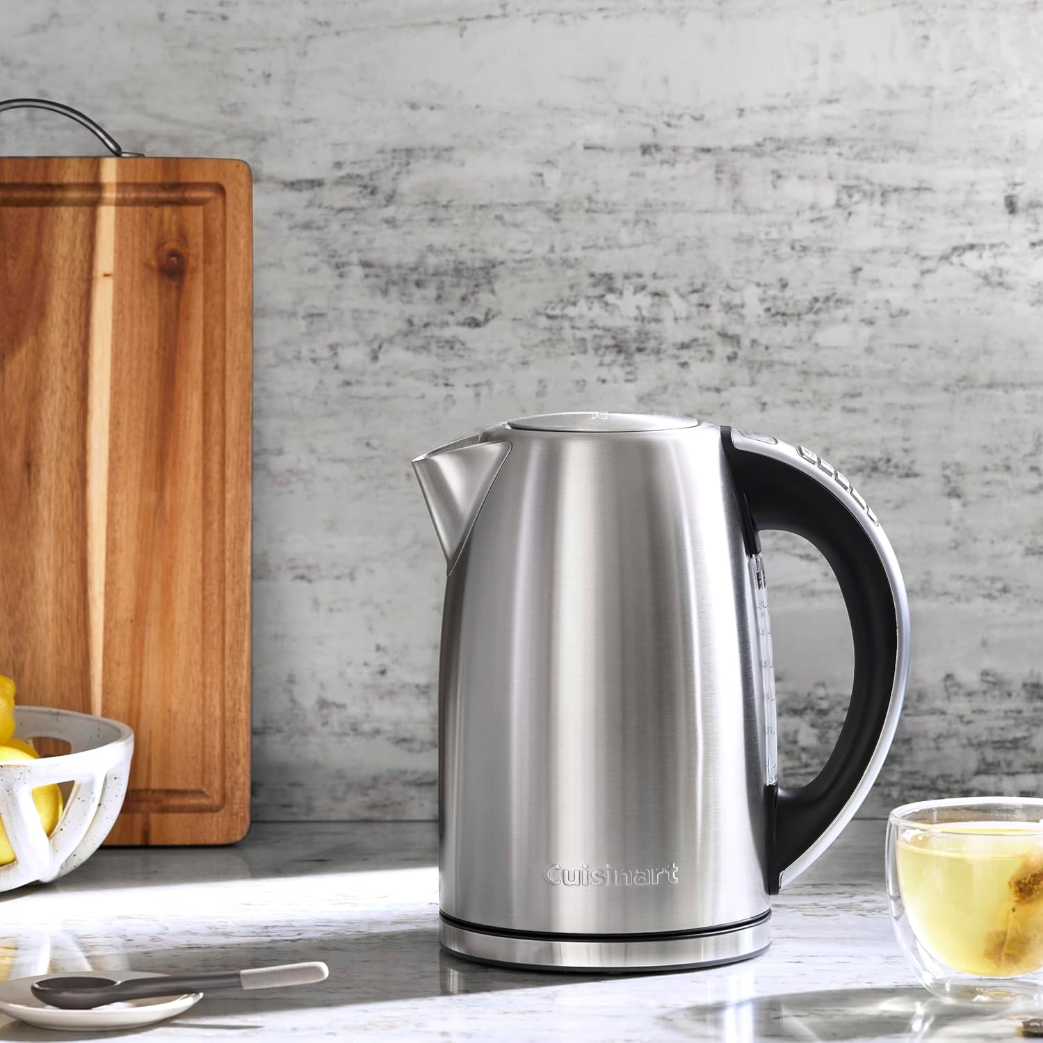 Cuisinart PerfecTemp 1.7-Liter Electric Kettle, Cordless Electric Tea Kettle